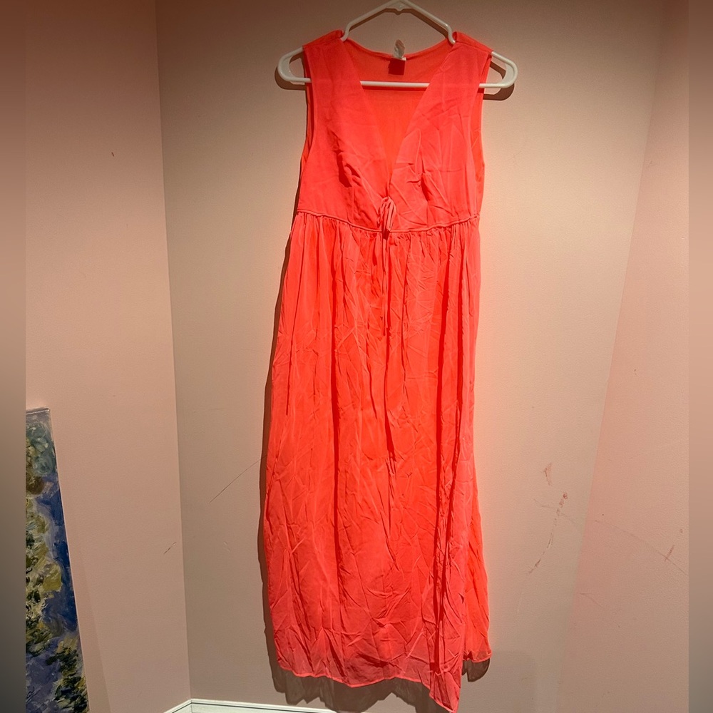Elegant Coral Sleeveless Nightgown